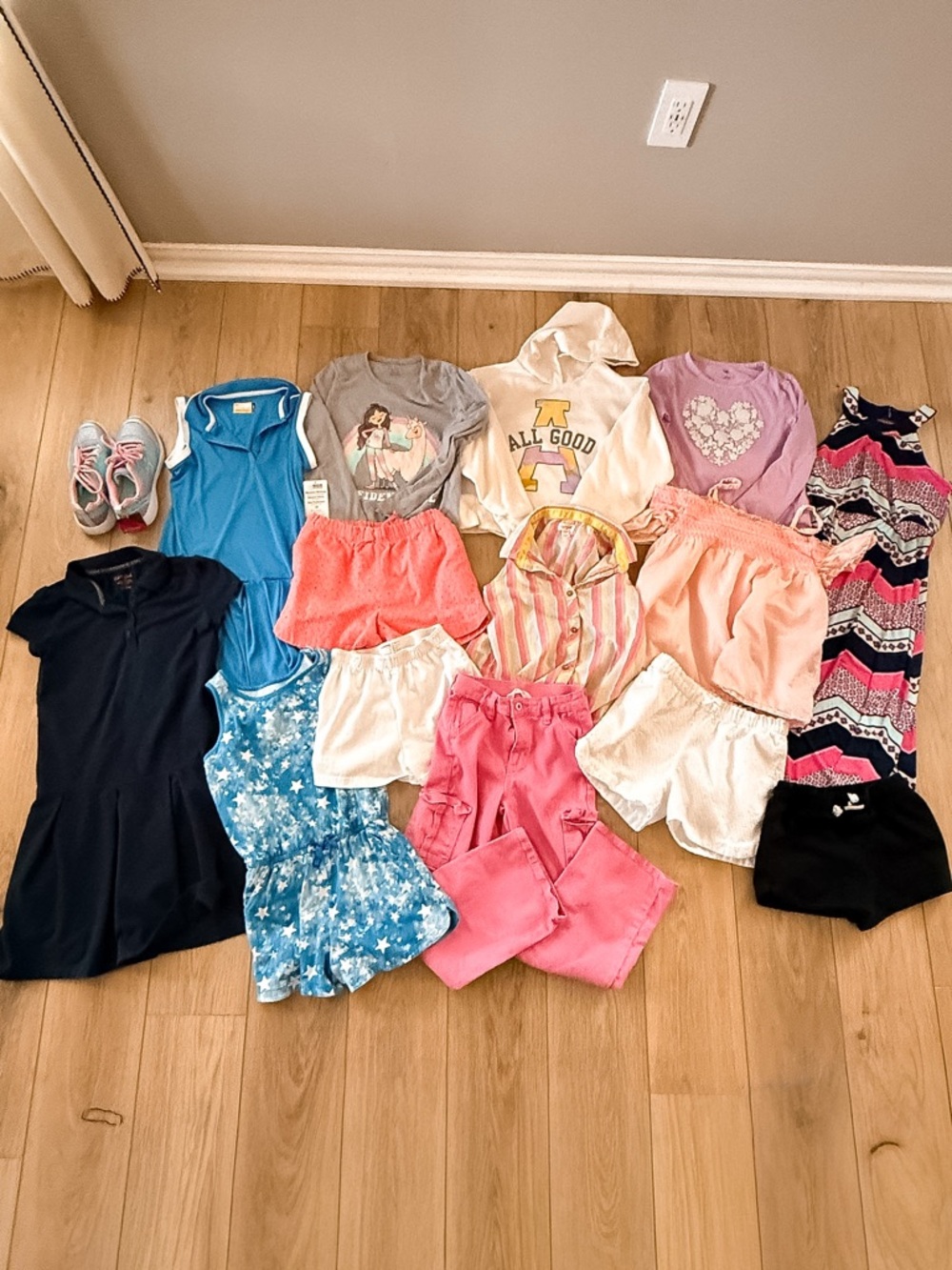 GIRLS TWEEN CUTE AND PREPPY SPRING SUMMER OUTFIT BUNDLE SIZE LARGE